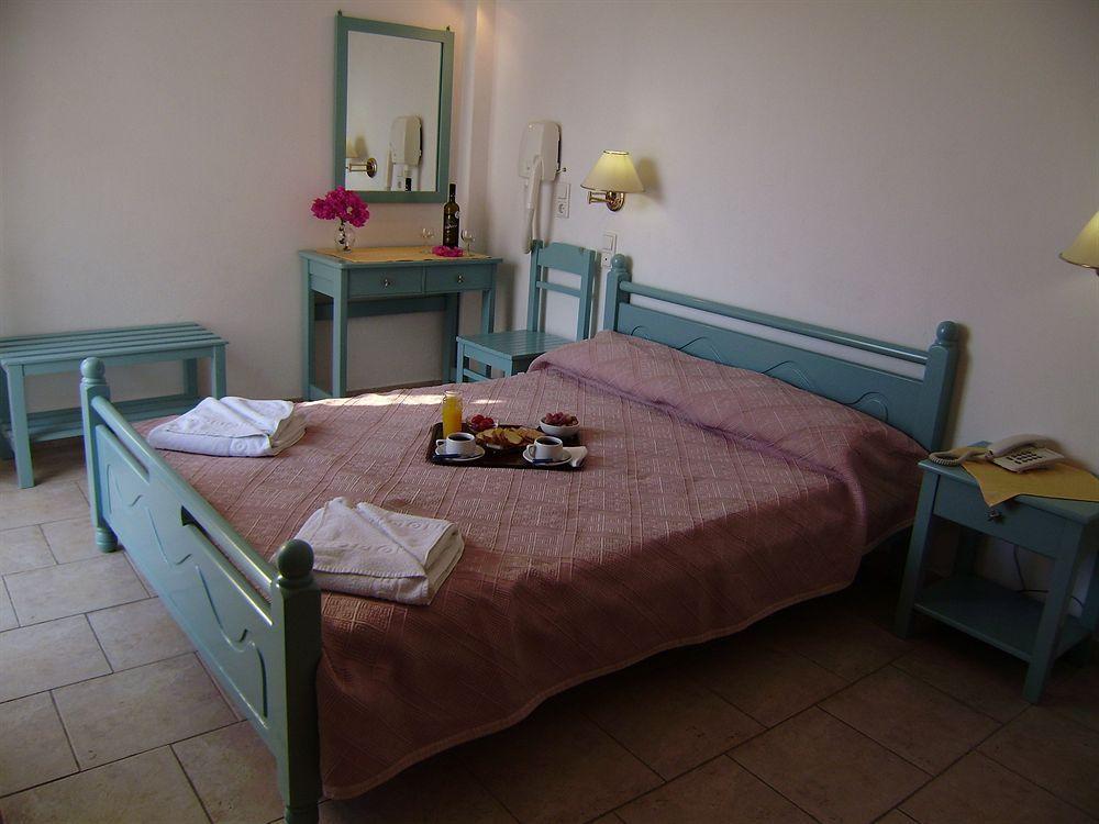 Kymata Hotel Kamári Екстериор снимка