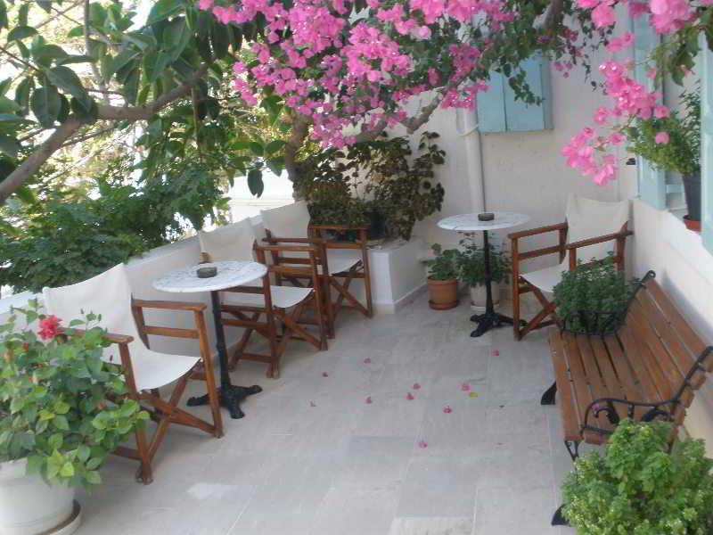 Kymata Hotel Kamári Екстериор снимка