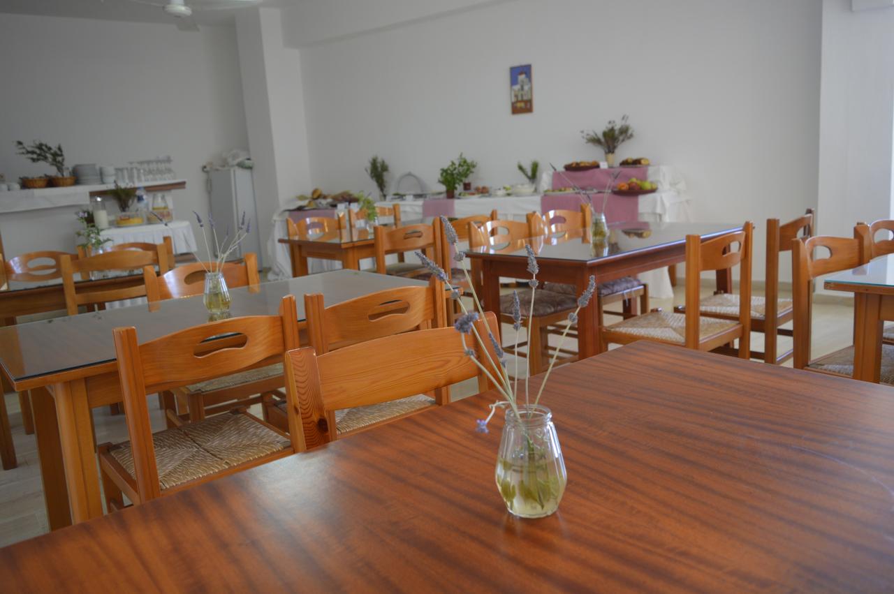 Kymata Hotel Kamári Екстериор снимка