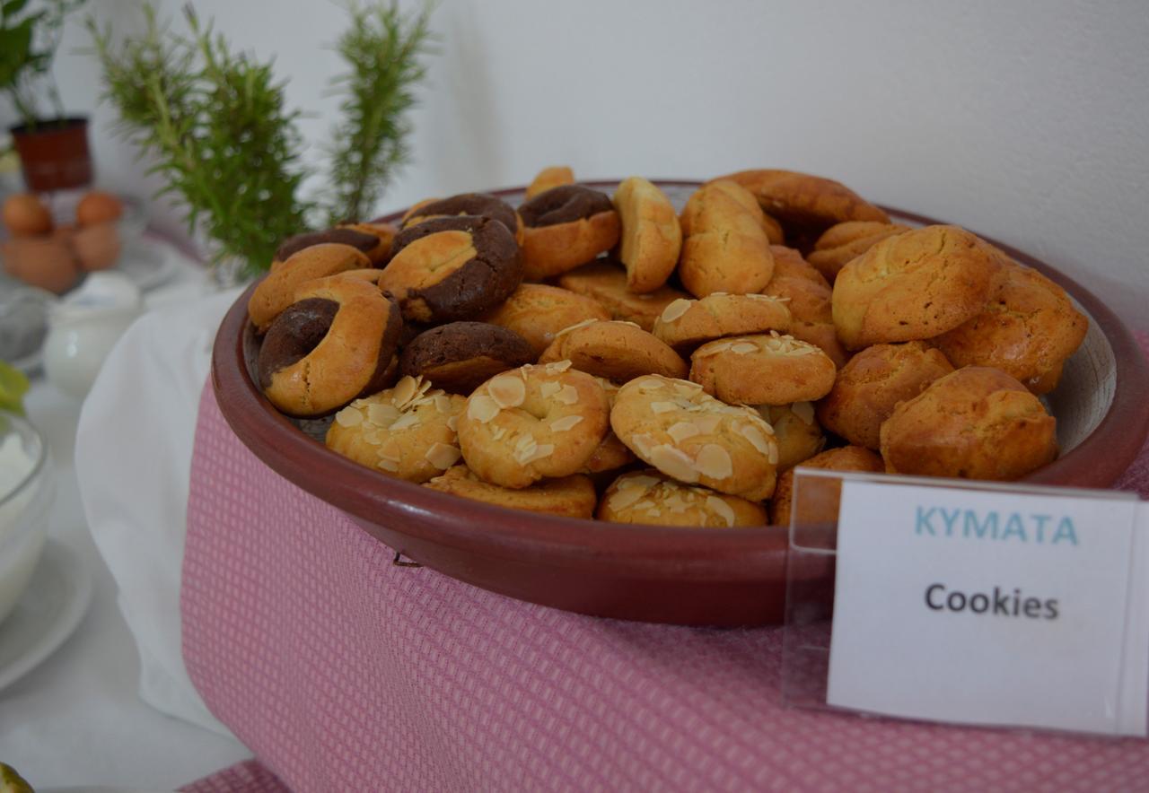 Kymata Hotel Kamári Екстериор снимка