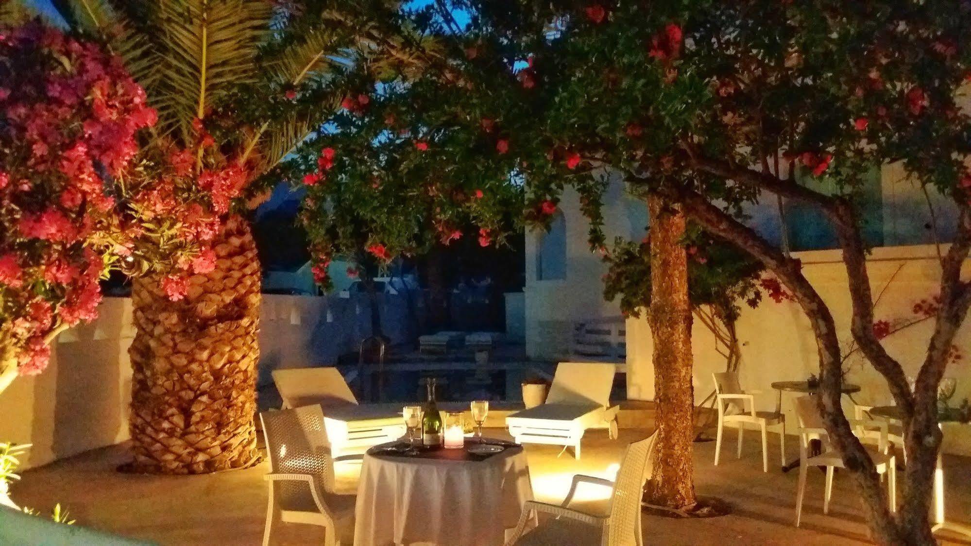 Kymata Hotel Kamári Екстериор снимка
